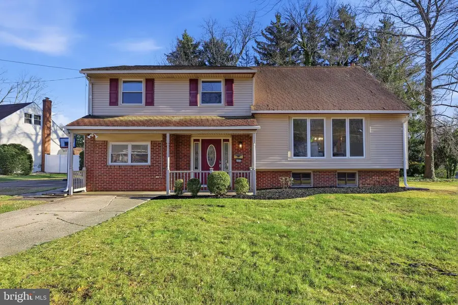 1401 Hillside Dr, Cherry Hill, NJ 08003 - Image #2