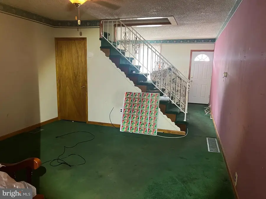 803 Paul St, Gloucester City, NJ 08030 - Image #3