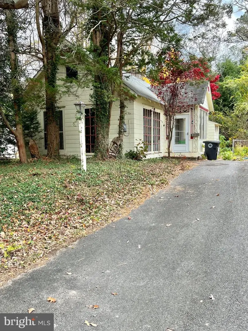 919 Pinelawn Ave, Lindenwold, NJ 08021 - Image #1