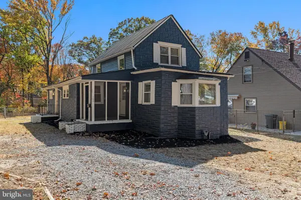 104 Bell Ave, BARRINGTON, NJ 08007