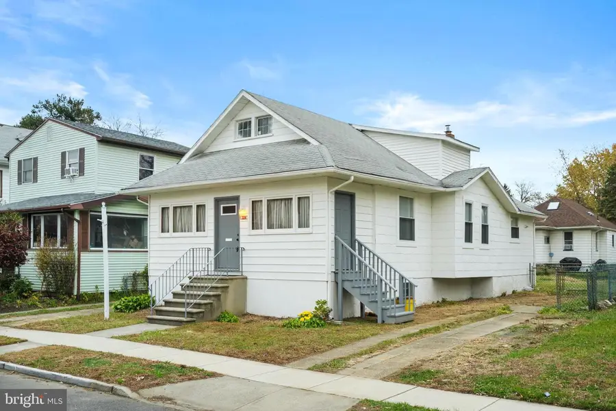 324 Elm Ave, Oaklyn, NJ 08107 - Image #2