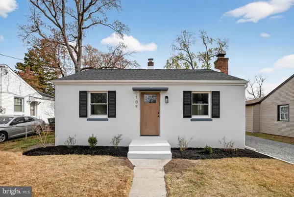 109 State Ave, LINDENWOLD, NJ 08021