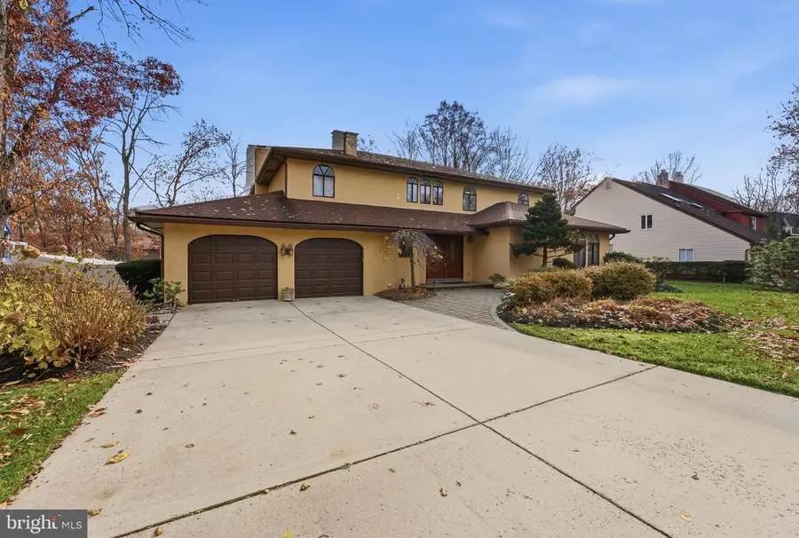 3 Stonehurst Dr, Voorhees, NJ 08043 - Image #2