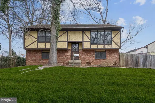 13 Hidden Dr, LINDENWOLD, NJ 08021