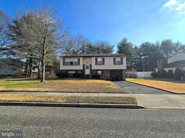 23 Dunham Loop, BERLIN, NJ 08009