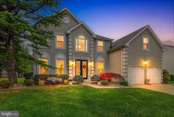 4 Redbud Dr, SICKLERVILLE, NJ 08081