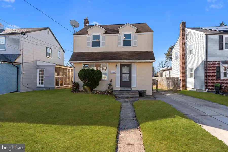 2217 Hollinshed Ave, Pennsauken, NJ 08110 - Image #2