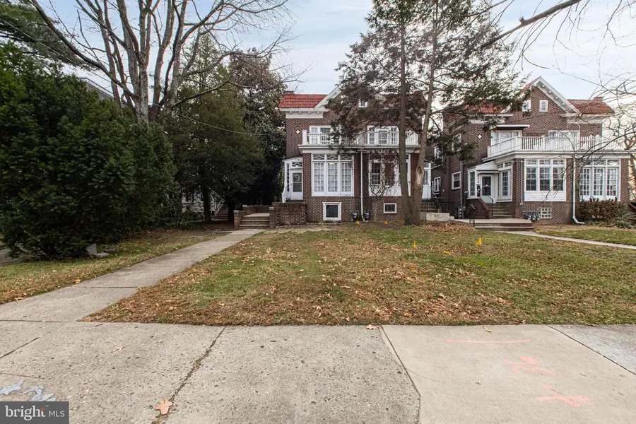 412 W Maple Ave, Merchantville, NJ 08109 - Image #2