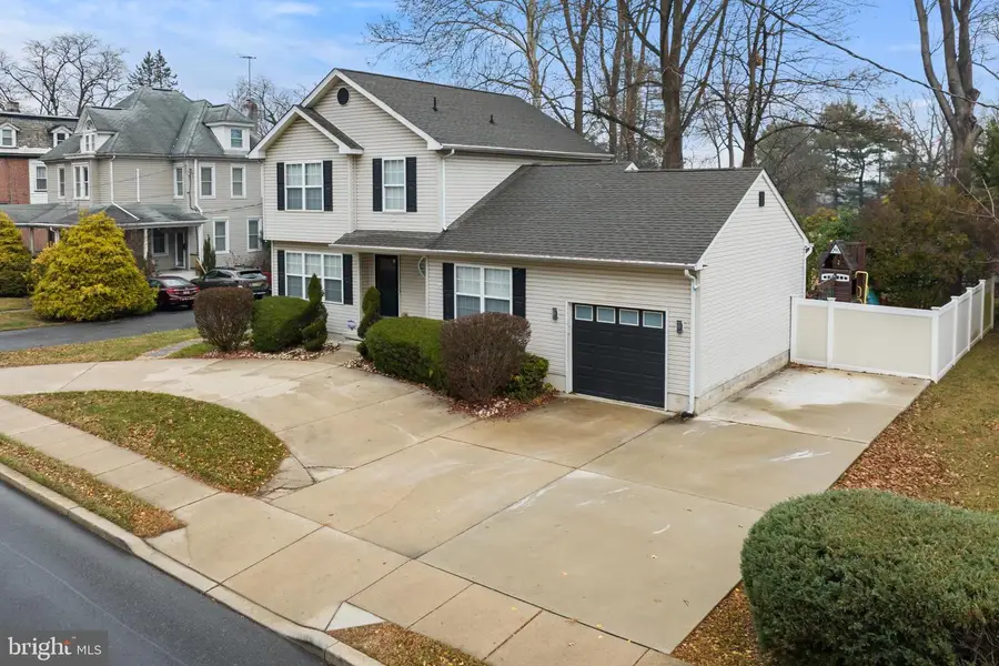 3220 Cove Rd, Merchantville, NJ 08109 - Image #2