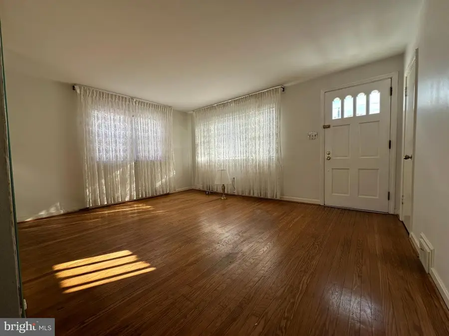 6725 Githens Ave, Pennsauken, NJ 08109 - Image #2