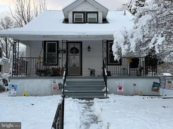 304 E Linden Ave, LINDENWOLD, NJ 08021