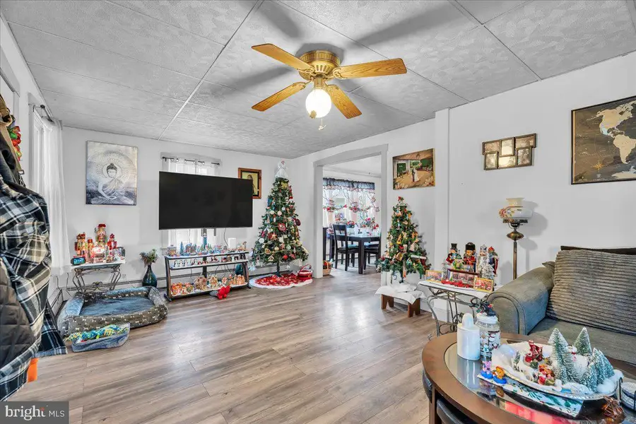 304 E Linden Ave, Lindenwold, NJ 08021 - #3