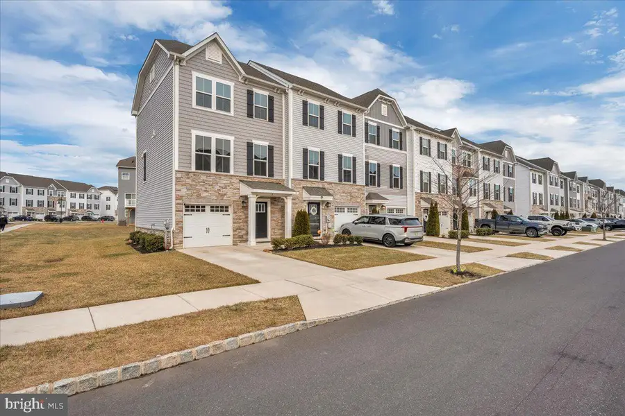 2 Kohlmyer Dr, Pennsauken, NJ 08110 - #2