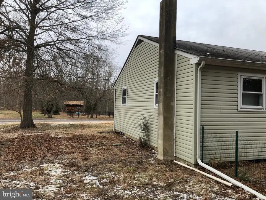 8 Roberts Ln, Berlin, NJ 08009 - Image #3