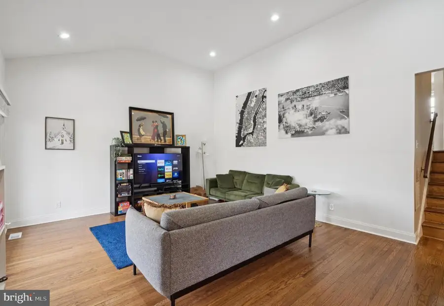 312 Browning Ln, Cherry Hill, NJ 08003 - Image #3