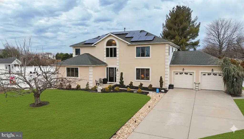 12 Liberty Ct, Berlin, NJ 08009 - Image #1