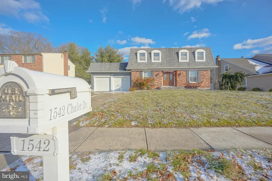 1542 Chalet Dr, Cherry Hill, NJ 08003 - Image #3