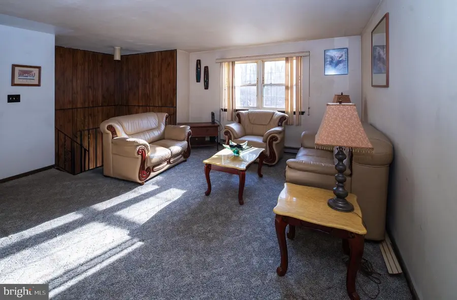 322 Hayes Ave, Waterford Works, NJ 08089 - Image #3