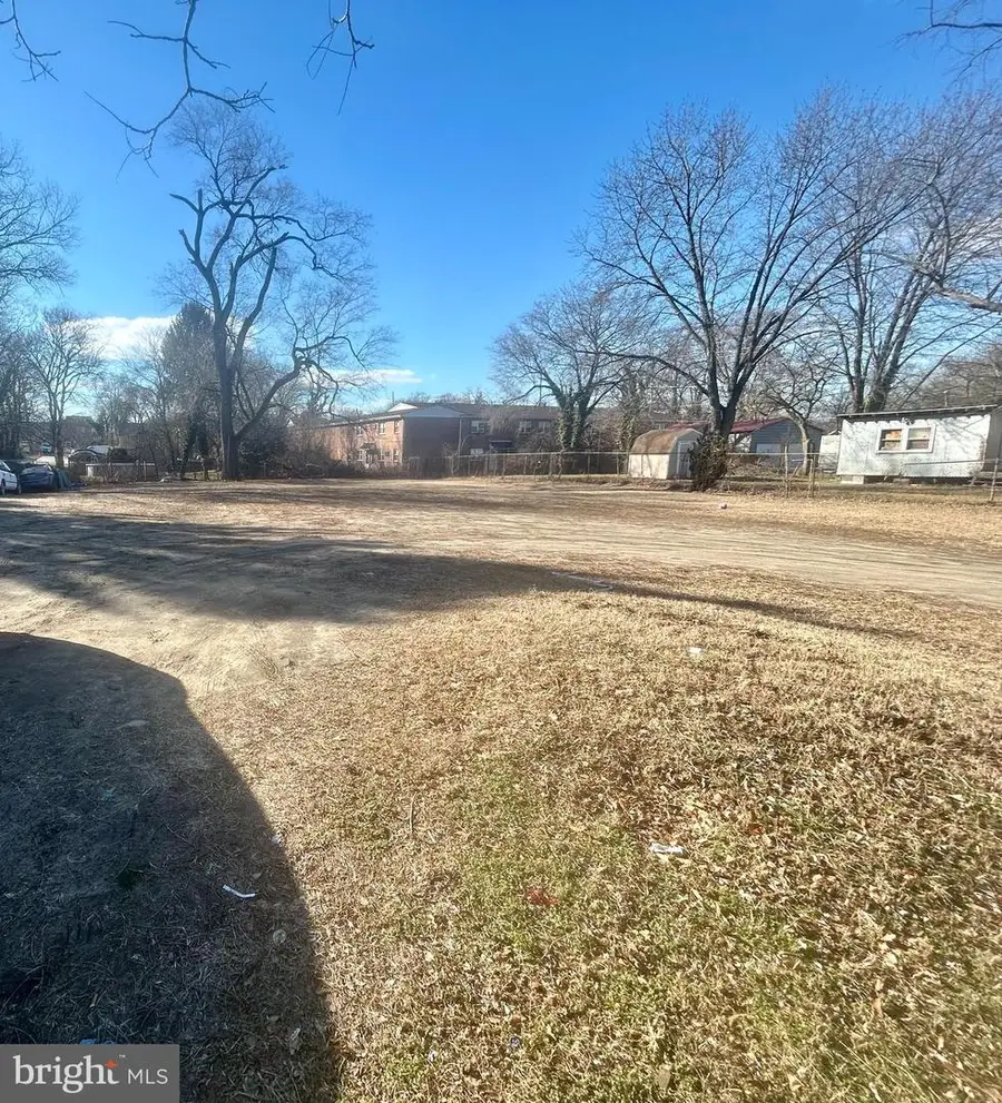 1155 N 36th St, Camden, NJ 08105 - Image #2