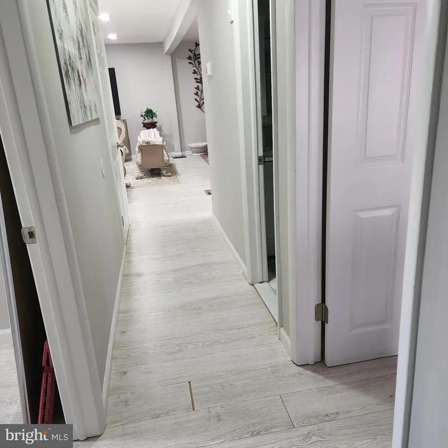 309 Oakland Ave, Bellmawr, NJ 08031 - #2