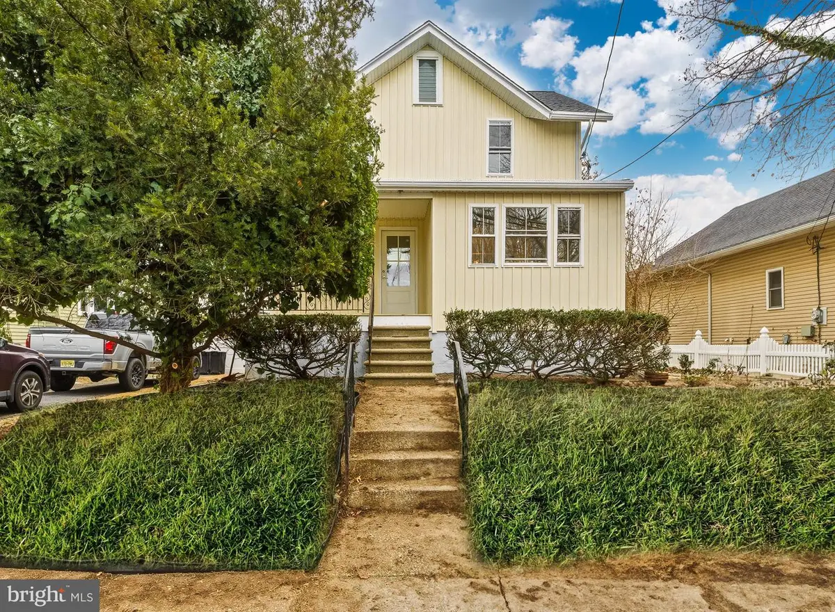 432 W Pine St, Audubon, NJ 08106 - Image #1