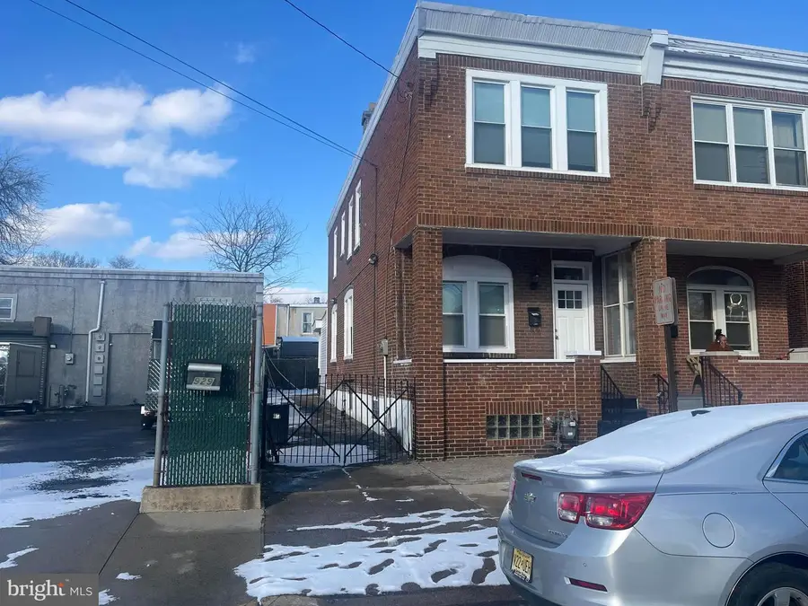 933 Lansdowne Ave, Camden, NJ 08104 - Image #2