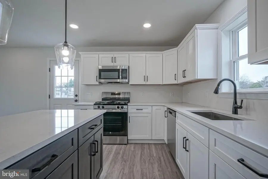 3 Myrtle Ave, Gloucester City, NJ 08030 - Image #3