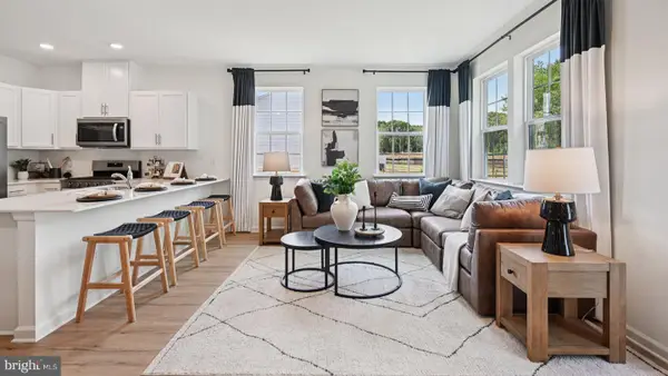 60 Robert Drive, RUNNEMEDE, NJ 08078