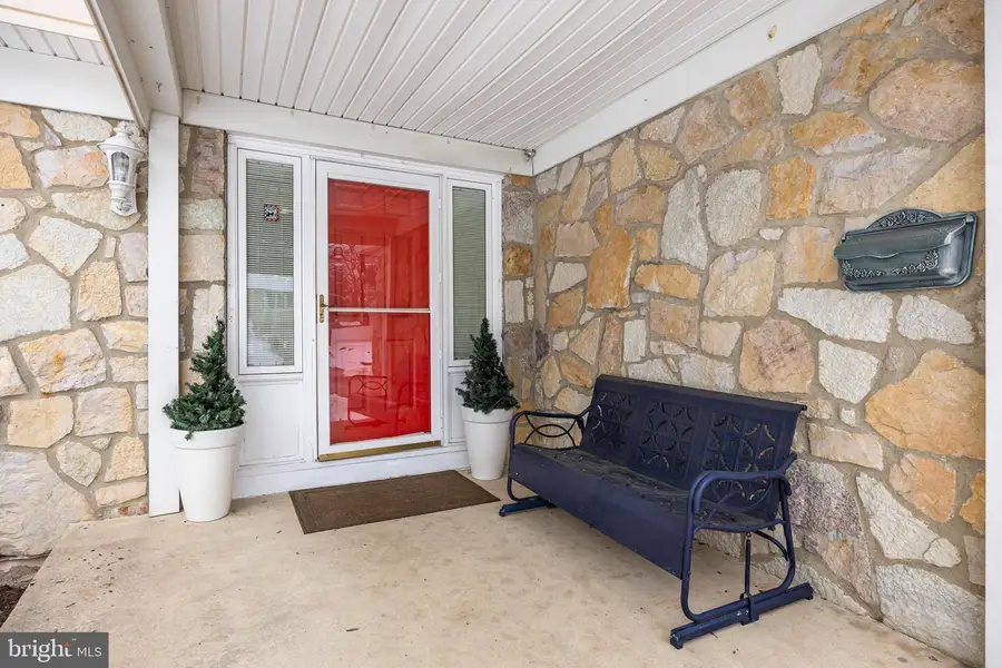 18 Karen Dr, Cherry Hill, NJ 08003 - #3