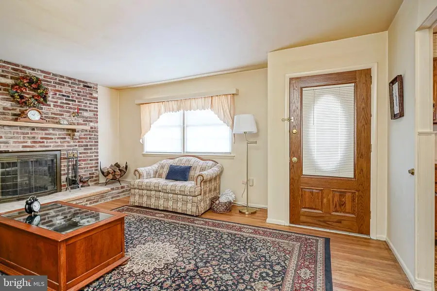 1651 Charter Oak Ave, Blackwood, NJ 08012 - Image #2