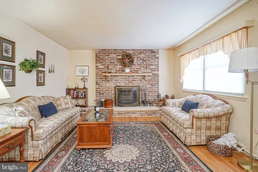 1651 Charter Oak Ave, Blackwood, NJ 08012 - Image #3