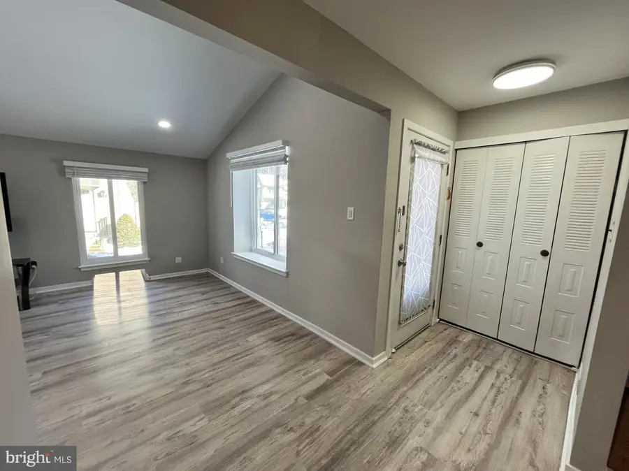 106 Avignon Way, Pennsauken, NJ 08109 - Image #2