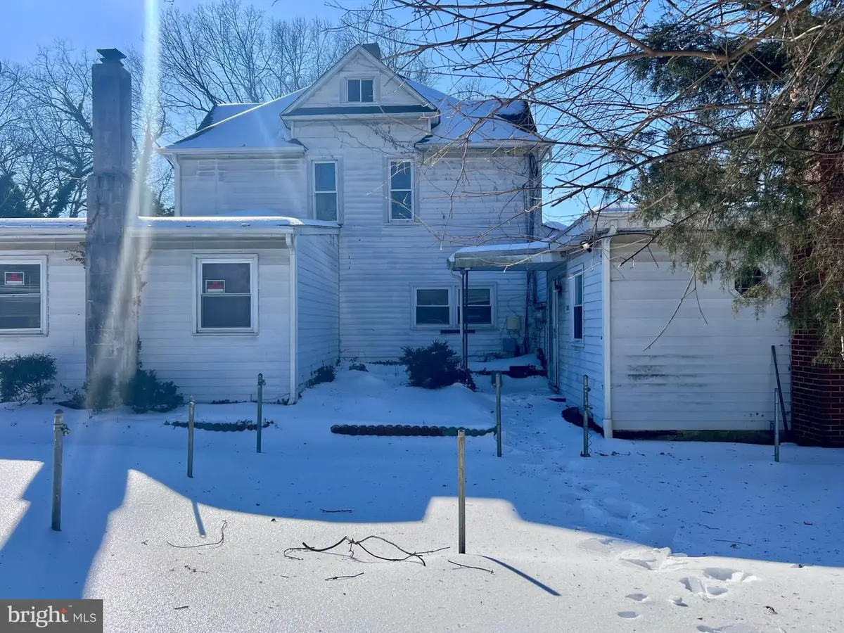 320 Company St, Lawnside, NJ 08045 - #1