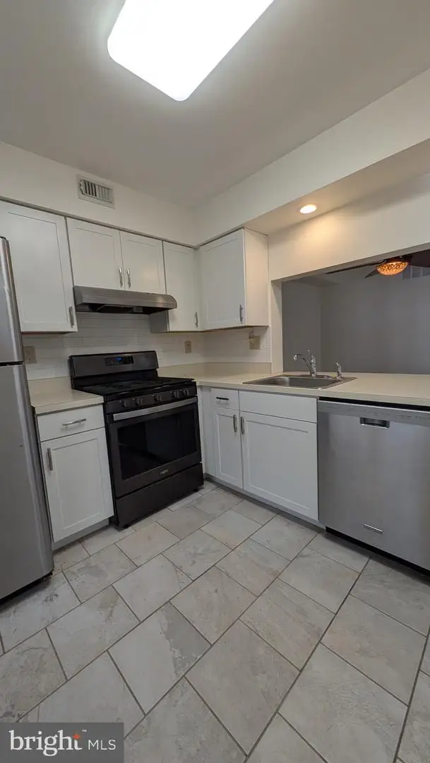 1401 Aberdeen Ln, Blackwood, NJ 08012 - Image #3