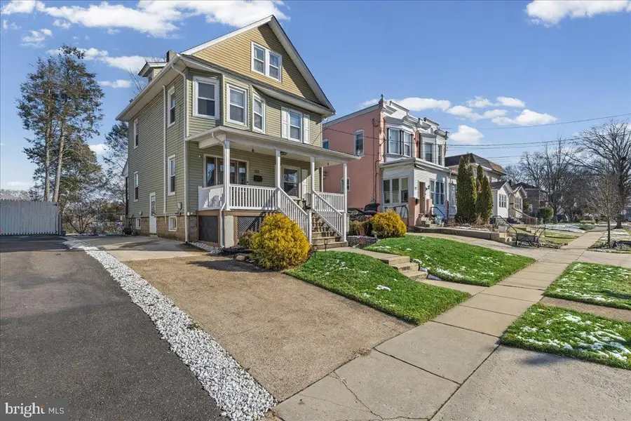 325 Sloan Ave, Oaklyn, NJ 08107 - Image #3