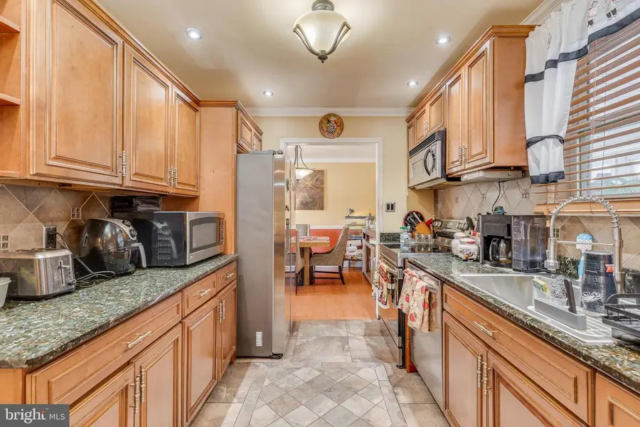 8661 Wyndam Rd, Pennsauken, NJ 08109 - #3