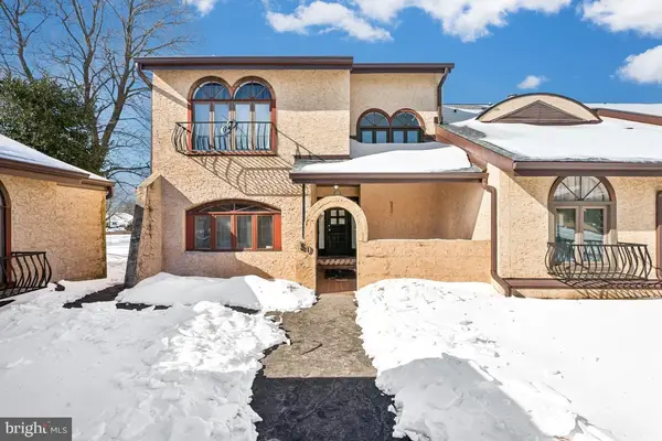 301 Browning Ln #50, CHERRY HILL, NJ 08003