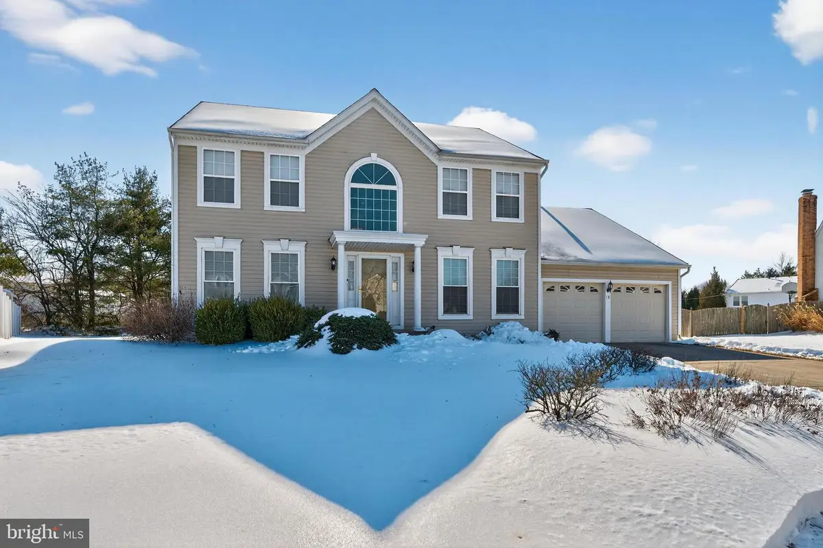 13 Cattell Dr, Sicklerville, NJ 08081 - Image #1