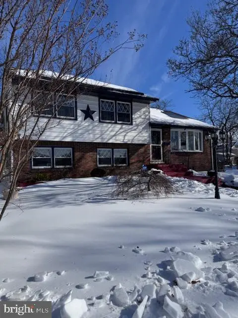 5429 Halpin Ave, Pennsauken, NJ 08109 - #1