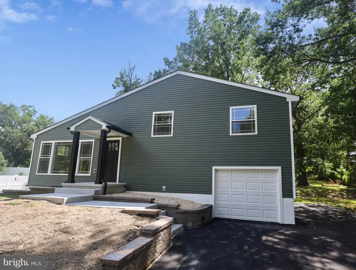 7 Gloucester Ave, Somerdale, NJ 08083 - #1