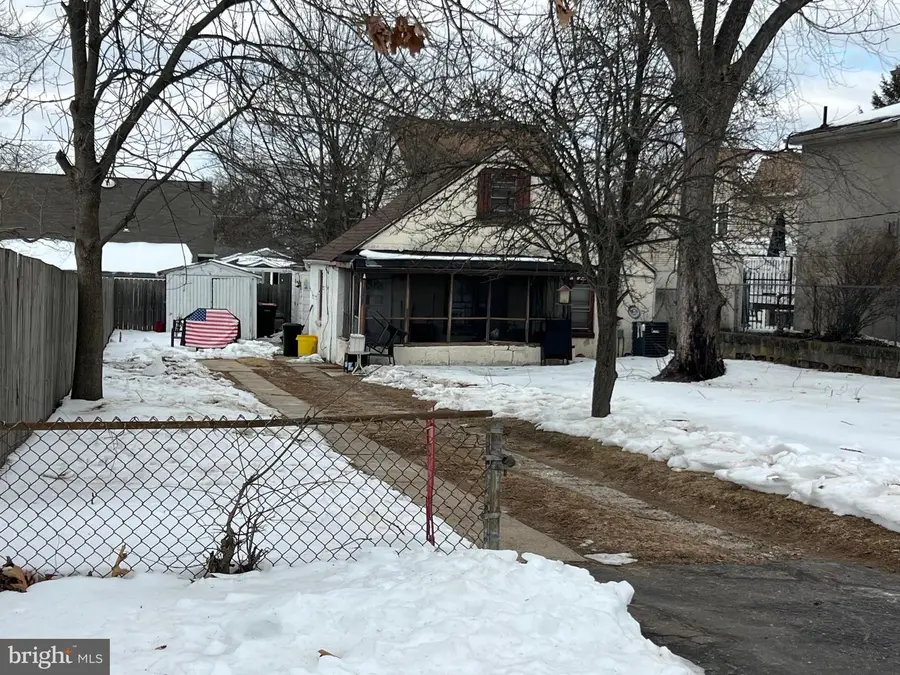 535 Roosevelt Ave, Glendora, NJ 08029 - #2