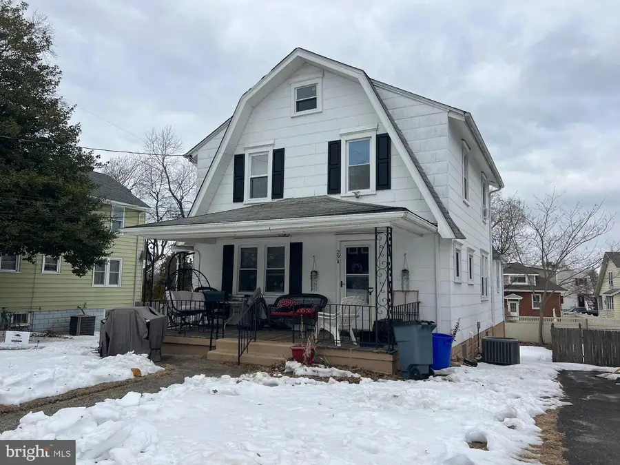 29 W 4th Ave, Runnemede, NJ 08078 - #2