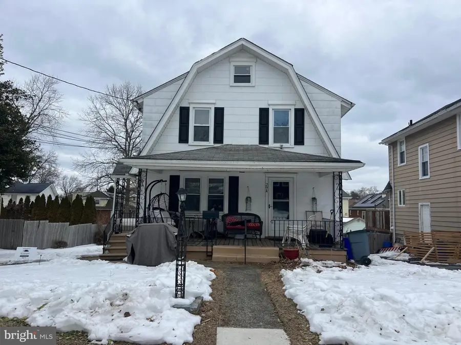 29 W 4th Ave, Runnemede, NJ 08078 - #3