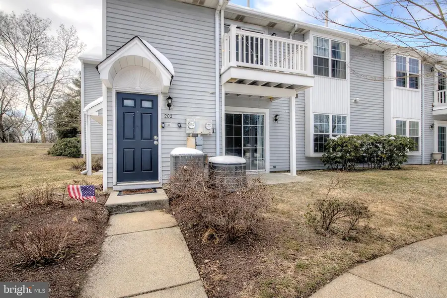 202 Wimbledon Way, Blackwood, NJ 08012 - #2