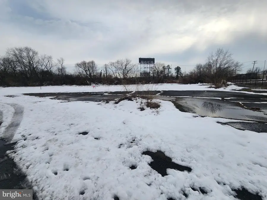 3600 Earl Ave, Pennsauken, NJ 08110 - #2