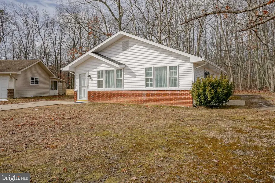 1 Oak Ave, Hammonton, NJ 08037 - #2