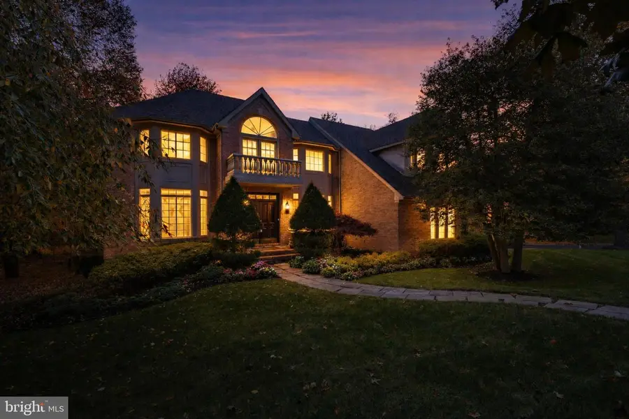 2 Shingle Oak Dr, Voorhees, NJ 08043 - #2