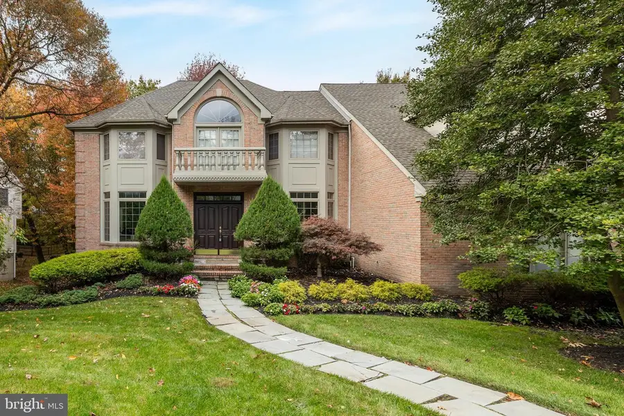 2 Shingle Oak Dr, Voorhees, NJ 08043 - #3