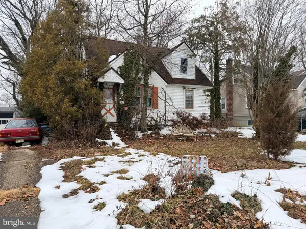 6 Rhode Island Ave, CHERRY HILL, NJ 08002