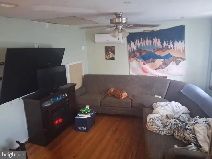 1018 W Browning Rd, Bellmawr, NJ 08031 - #3